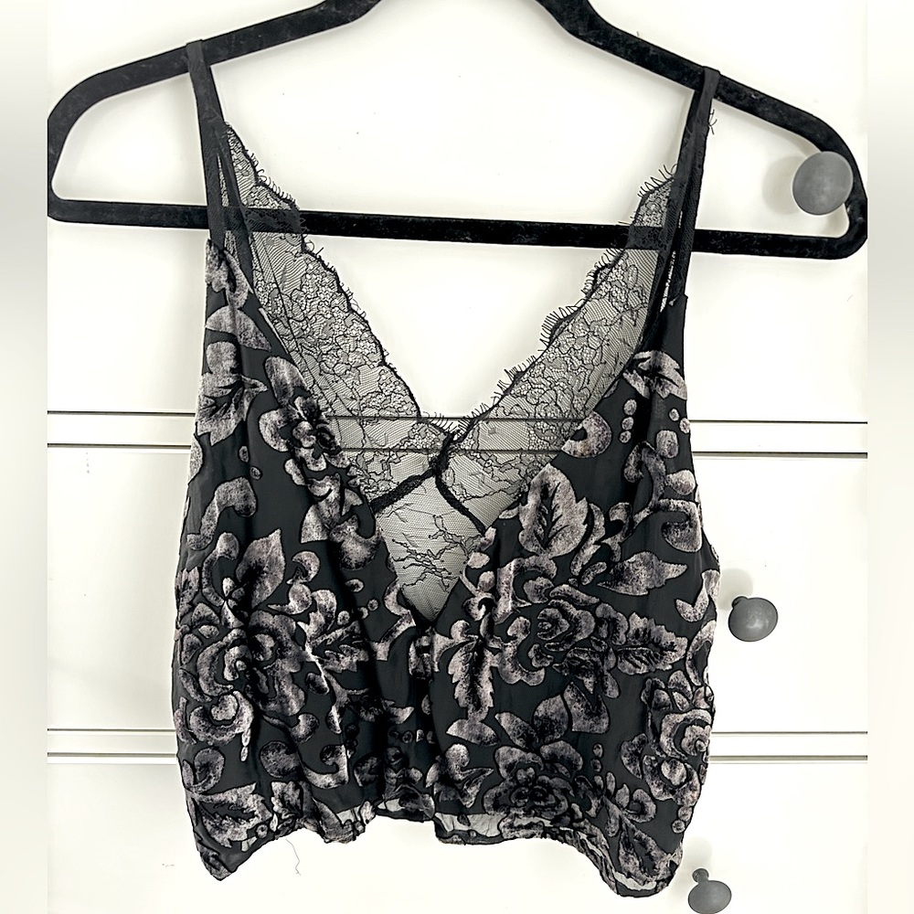 Millau LF Stores Lace Velvet Tank Top - Picture 3 of 5